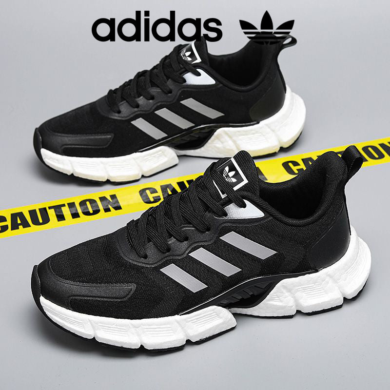 Ανδρικά παπούτσια Adidas με μαλακή σόλα και άνετη αντικραδασμική προστασία.